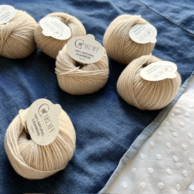 Sorgenfri hentesett (Cardiff Cashmere)