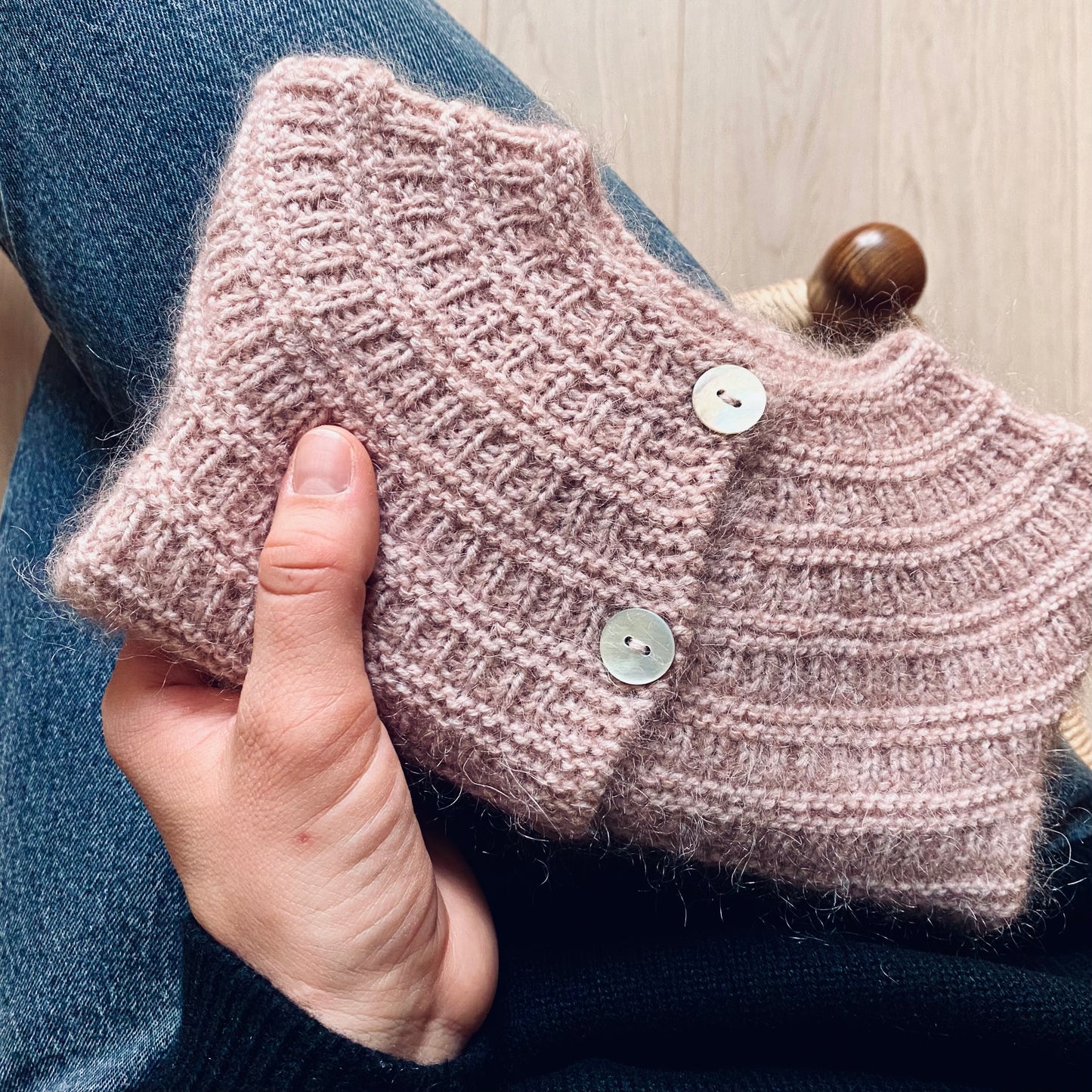 Sorgenfri jacket Mini knitting pattern